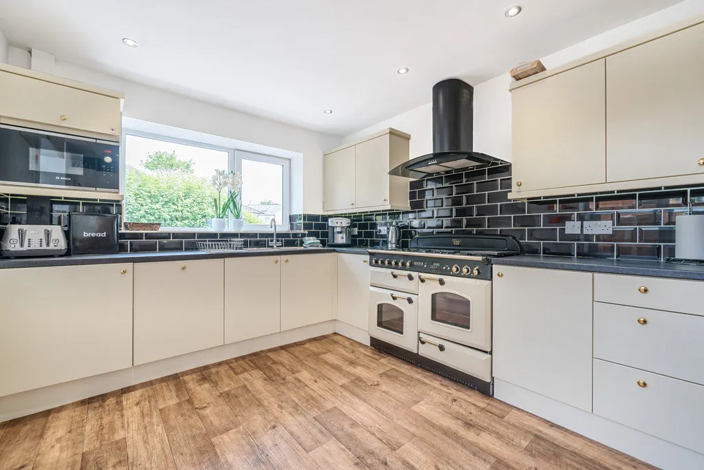 Tilberthwaite Avenue, Coniston, LA21, photo 11