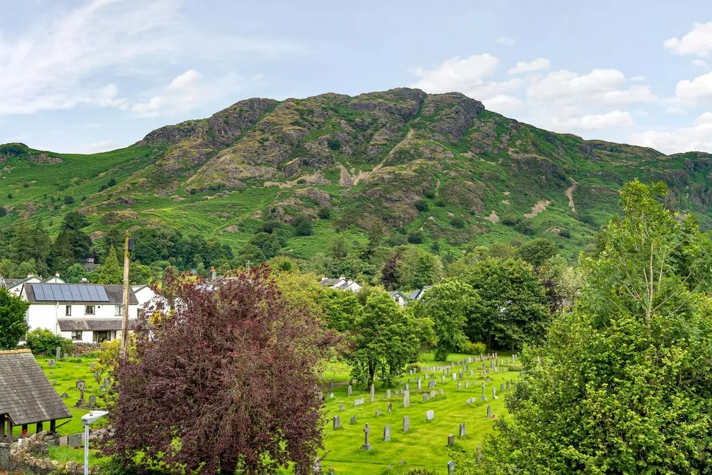 Tilberthwaite Avenue, Coniston, LA21, photo 2