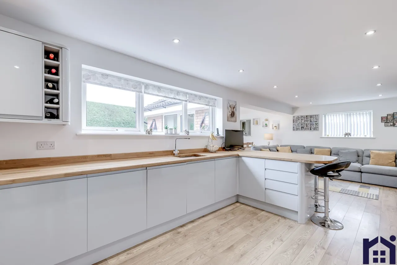 Firbank, Euxton, Chorley, PR7 6HP, photo 14