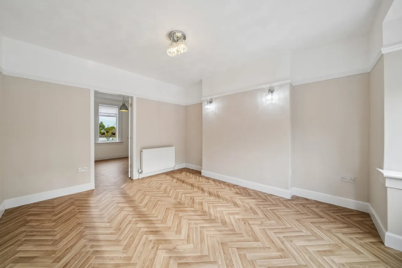 Randolph Drive, Clarkston, G76, photo 3