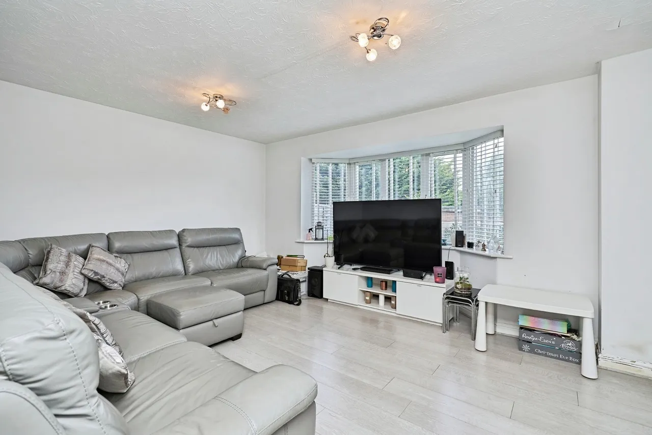 Lupin Grove, Walsall, WS5, photo 2