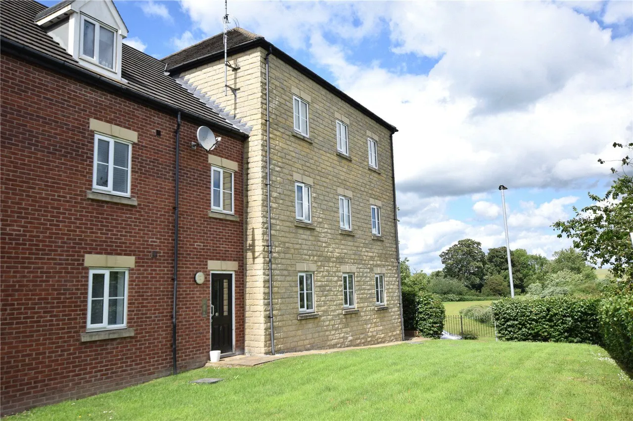 1 bed flat for sale, Willow Way, Whinmoor, LS14