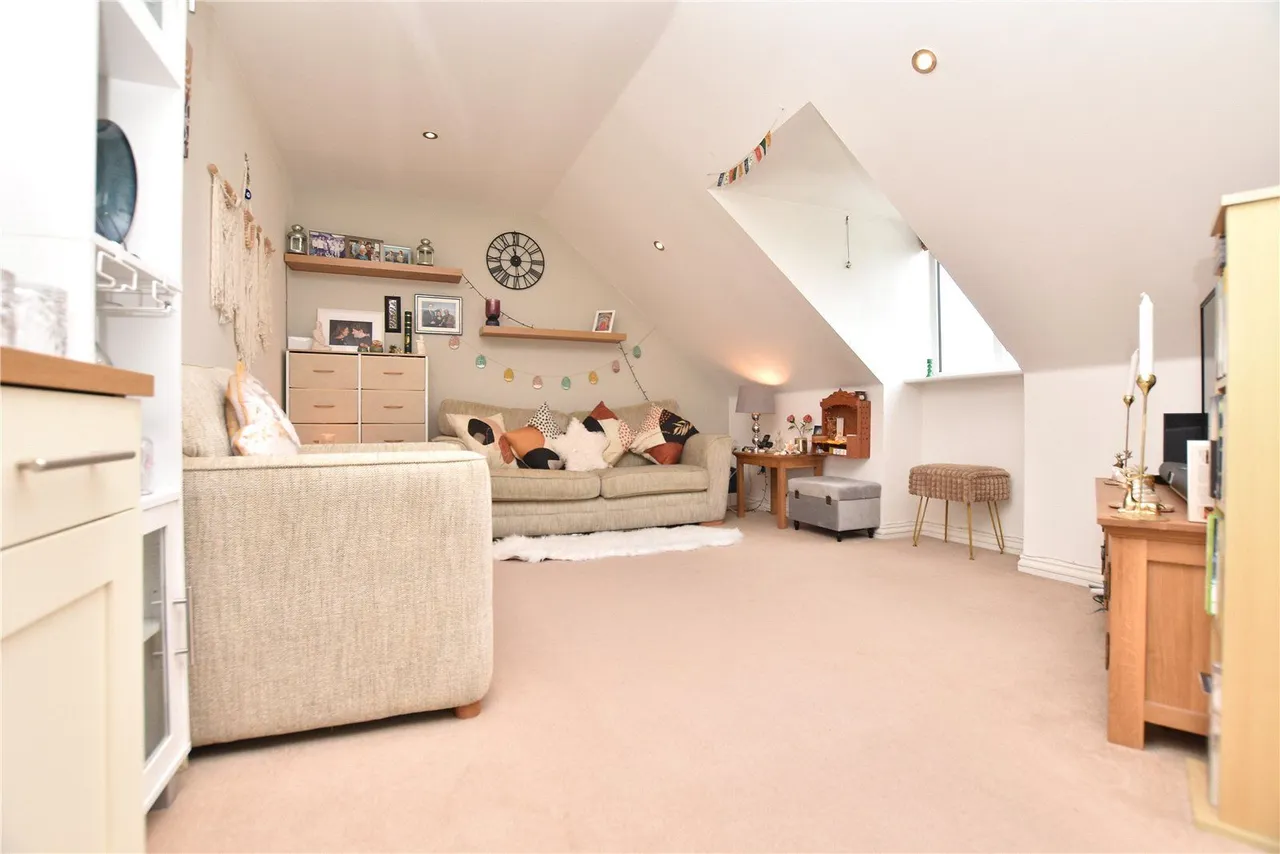 Willow Way, Whinmoor, LS14, photo 5