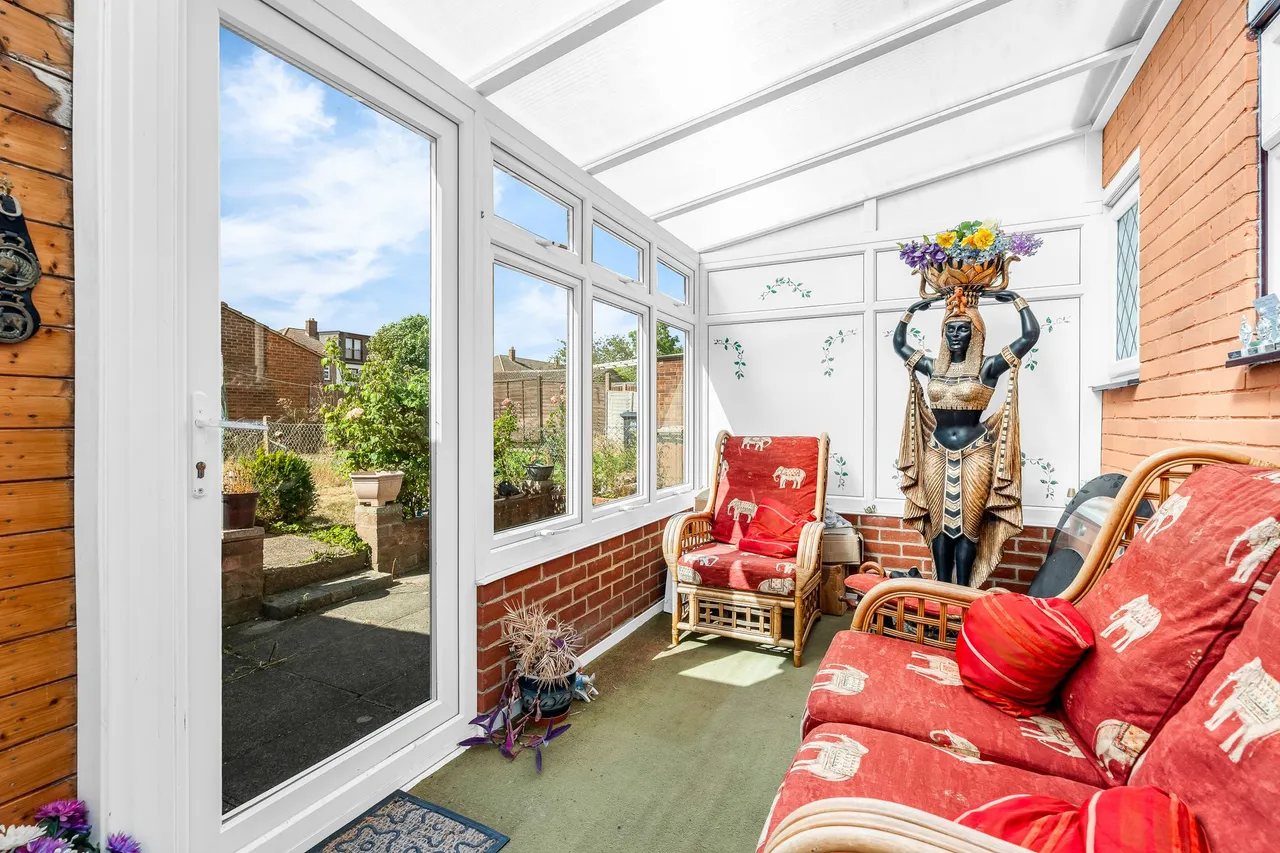 Cozens Road, Ware, SG12 7HP, photo 6