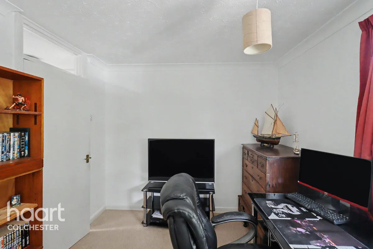 Marlowe Way, Colchester, CO3, photo 32
