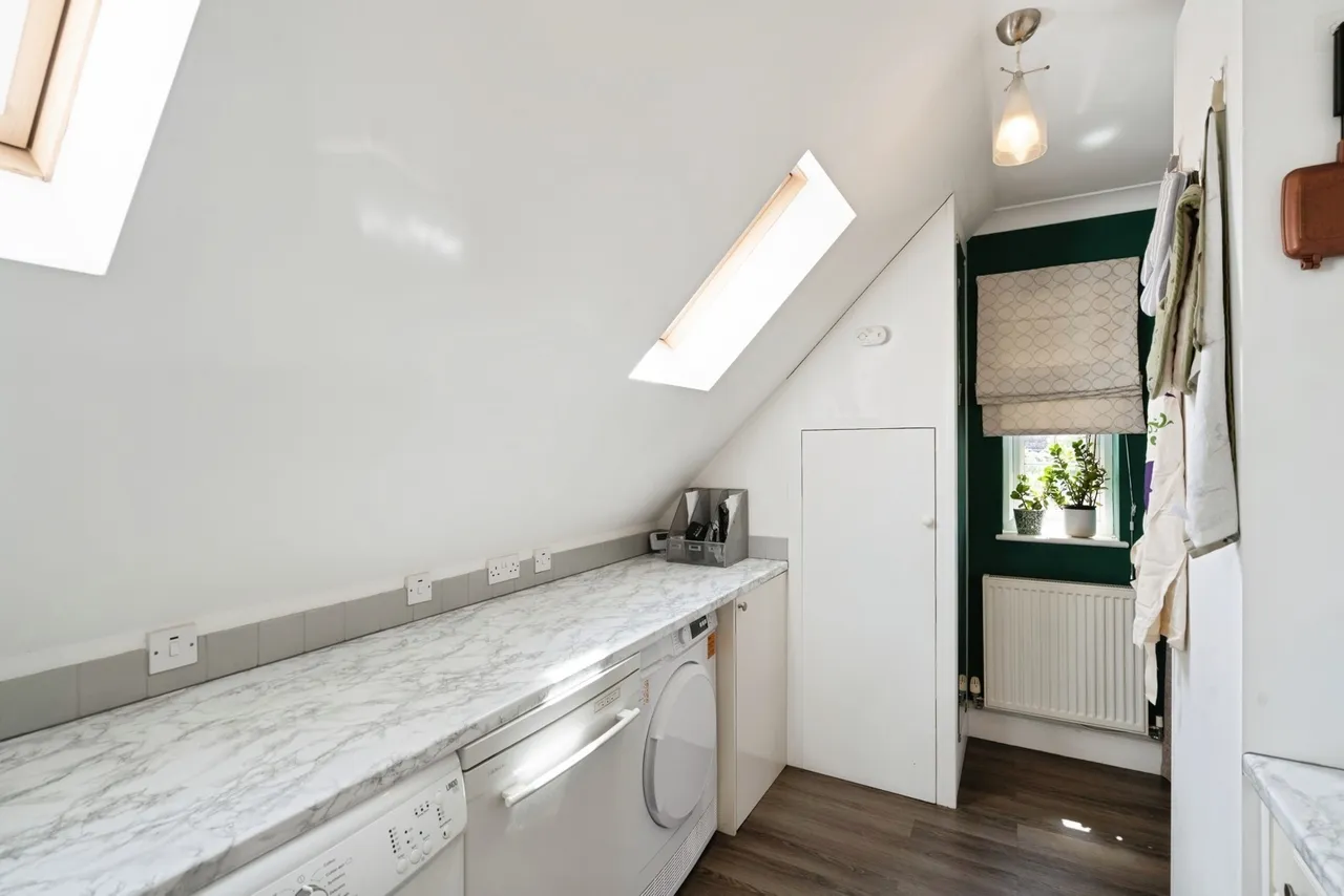 Hillside Road, Haslemere, GU27, photo 11