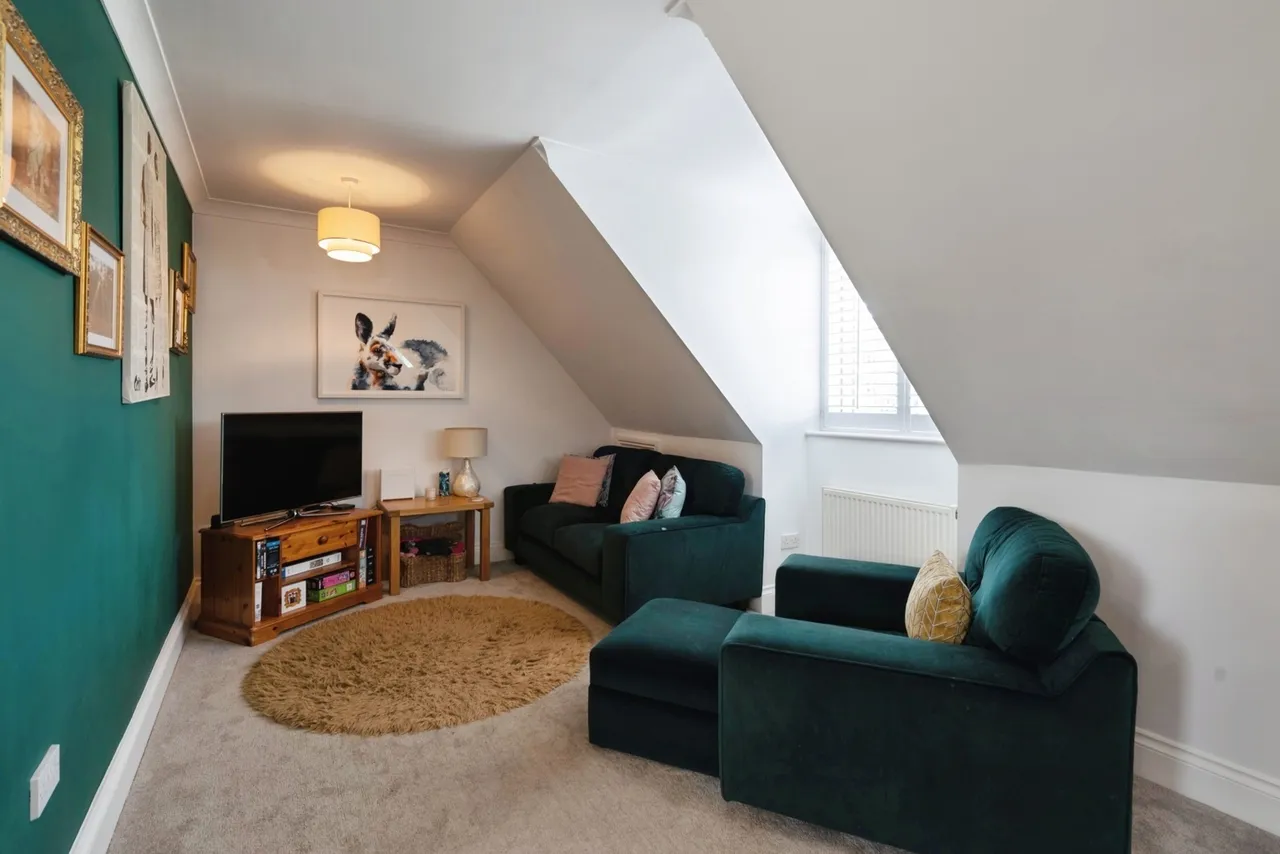 Hillside Road, Haslemere, GU27, photo 12