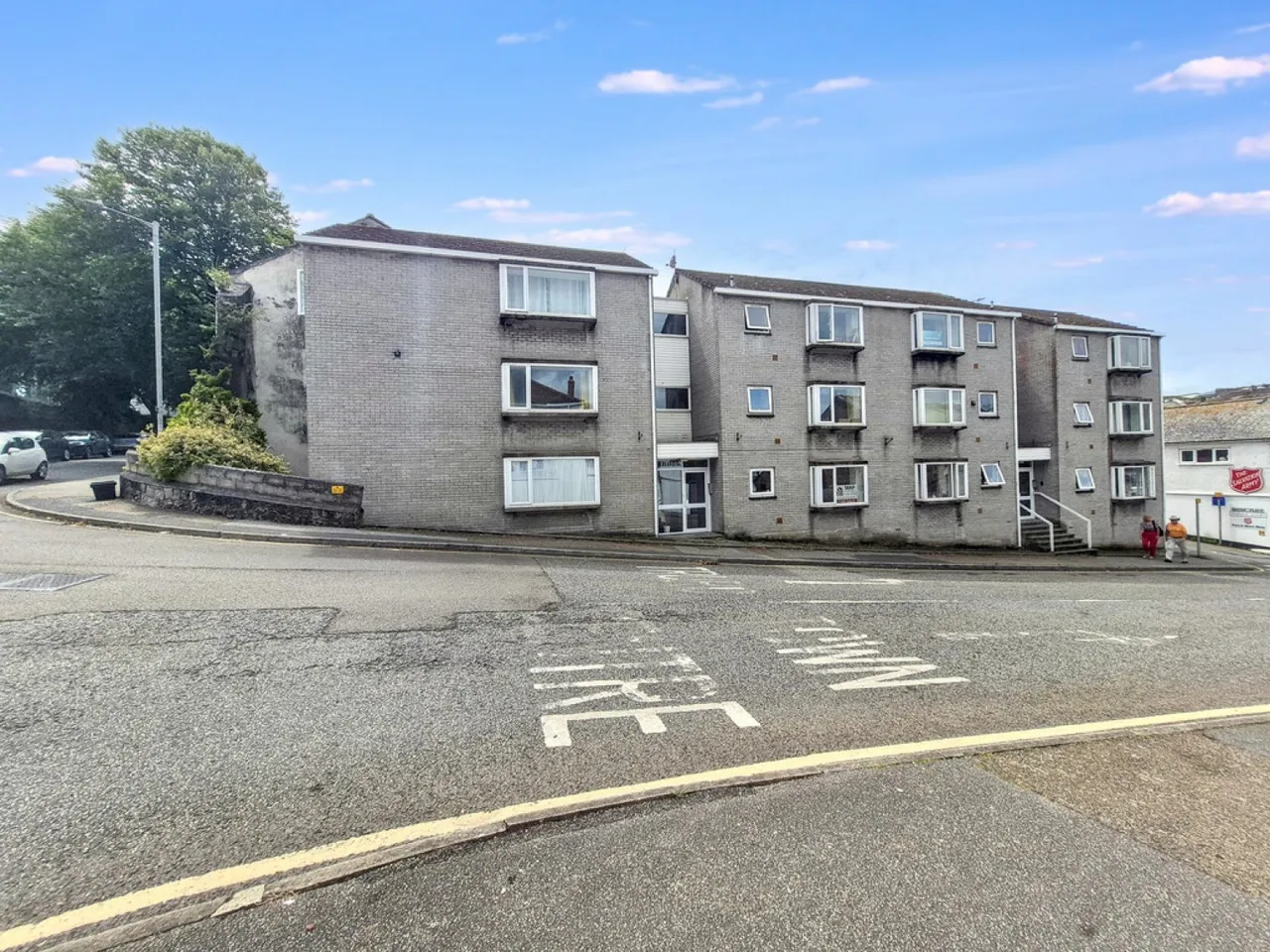 Brook Court, photo 6