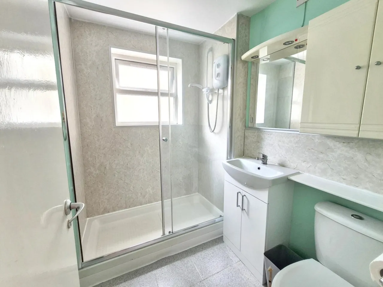 Brook Court, photo 5