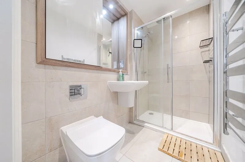 2 Plough Lane, Purley CR8 3QA, photo 8