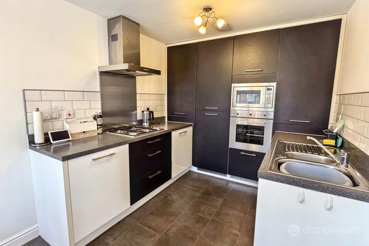 Currane Road, Eliot's View, CV10, photo 8