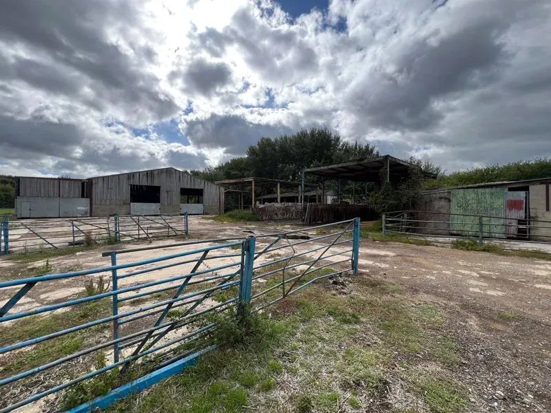 Lower End, Marsworth, Buckinghamshire, HP23 4NB, photo 2