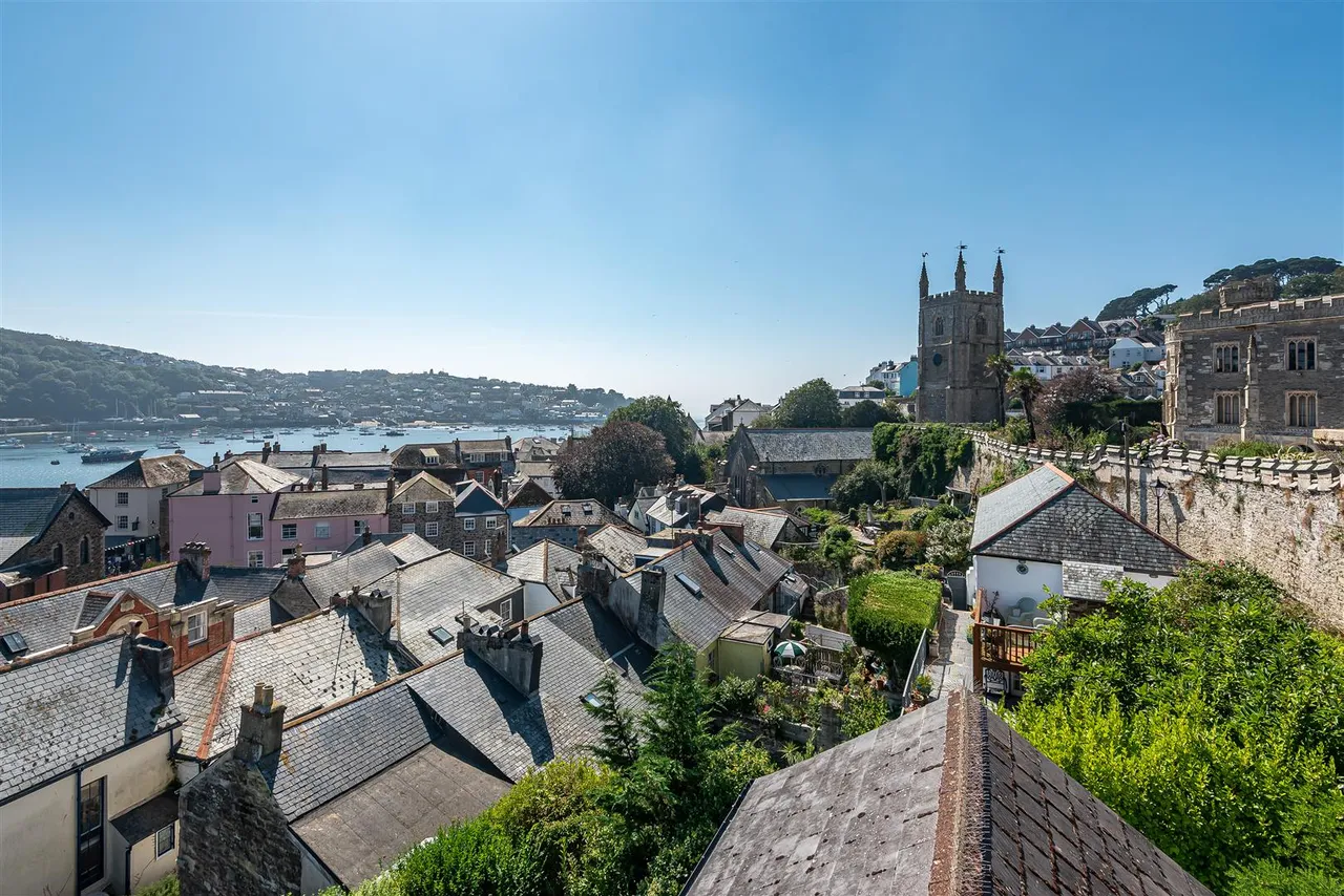 Bull Hill, Fowey, photo 4