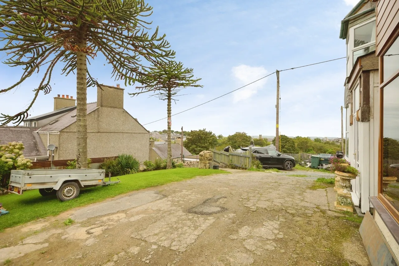 Trem Y Don, Bryn Glas, LL53, photo 22