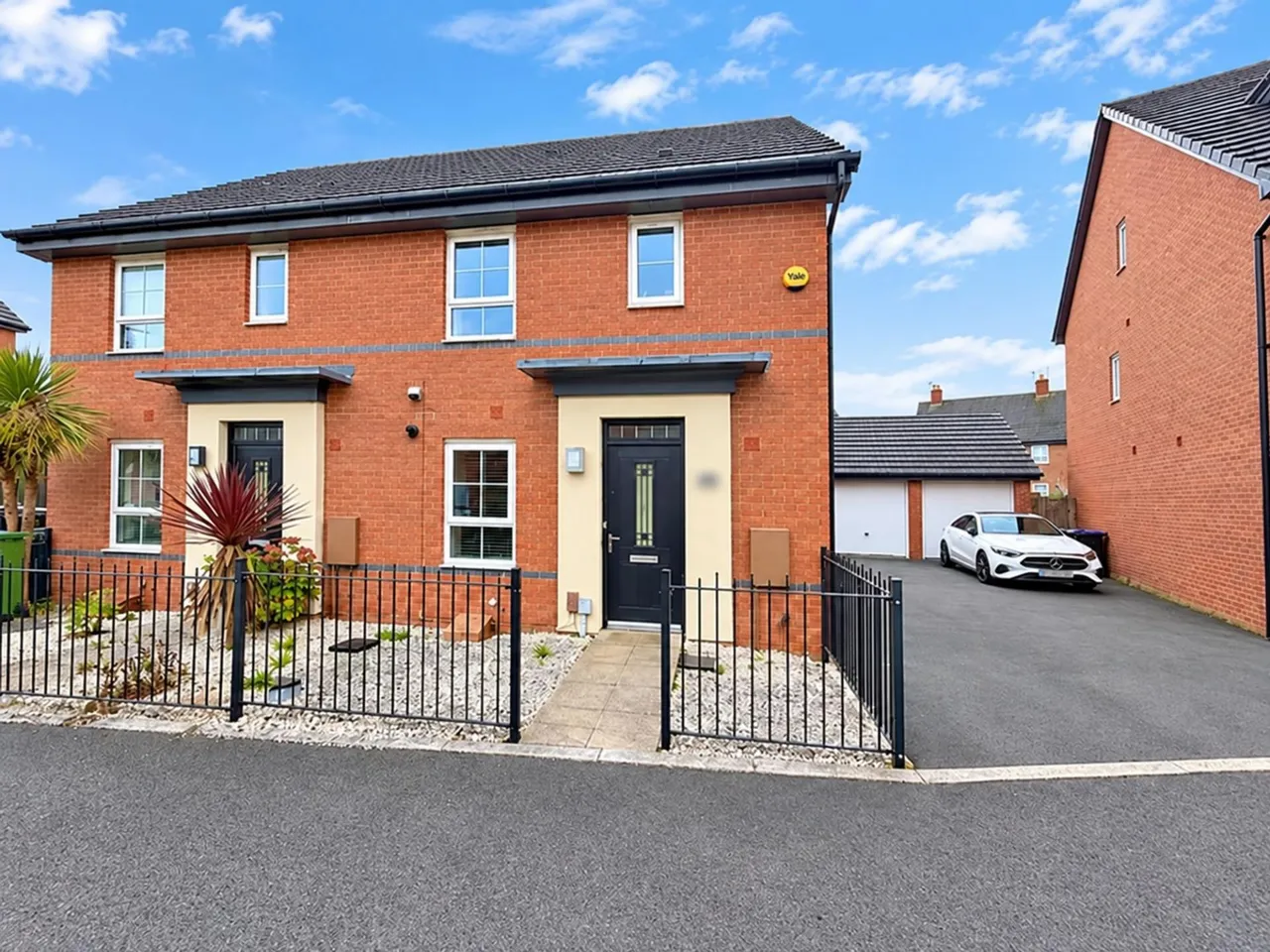 3 bed house for sale, Daker Row, Lawley Village, TF4