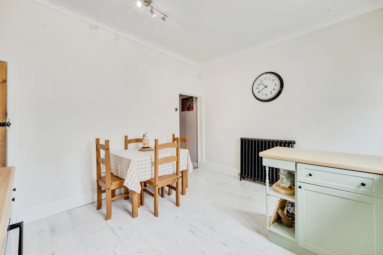 Cross Street, Worsley, M28, photo 6