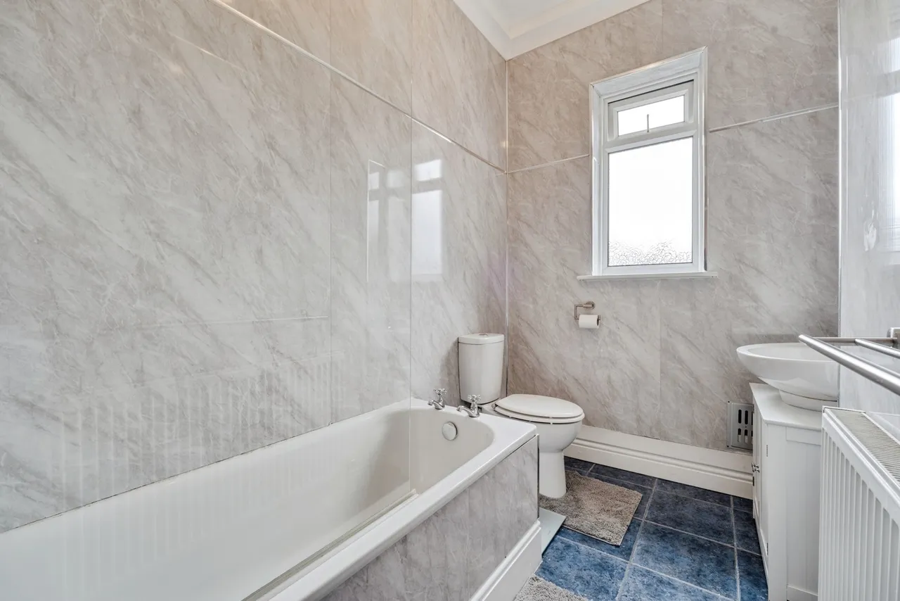 Cross Street, Worsley, M28, photo 24