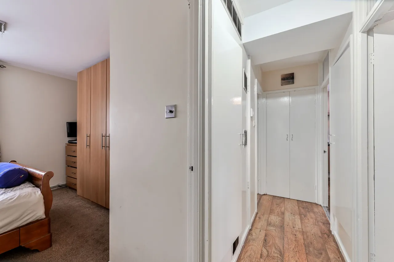 Flat 1, 315 Hoe Street, London, photo 8