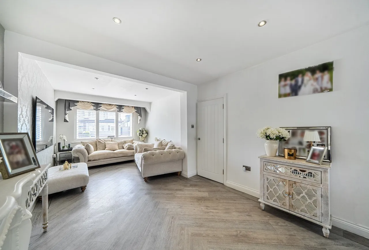 Curran Avenue, Wallington, SM6 7JL, photo 4