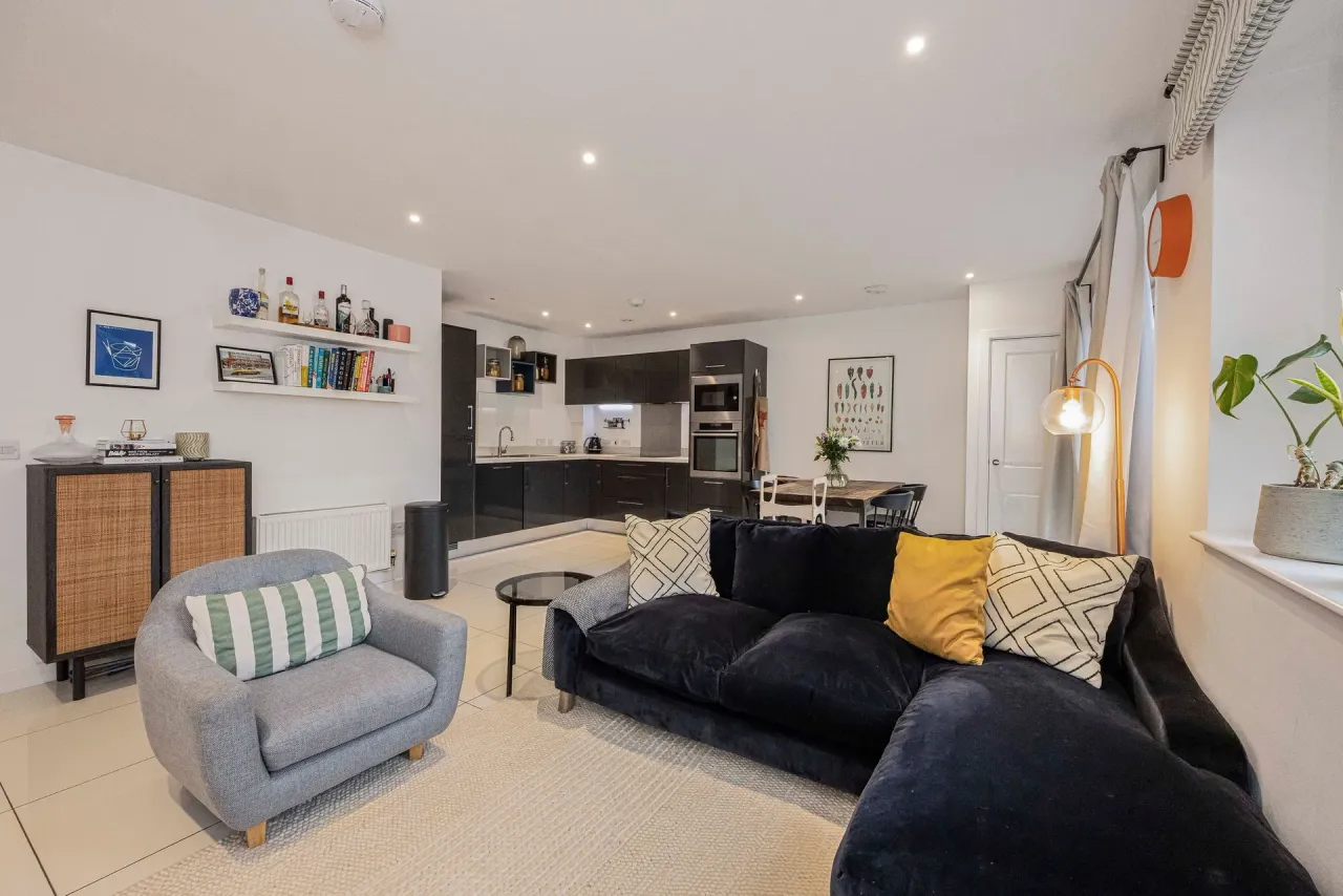 Brennan House, High Road Leyton, Leyton, E10, photo 2