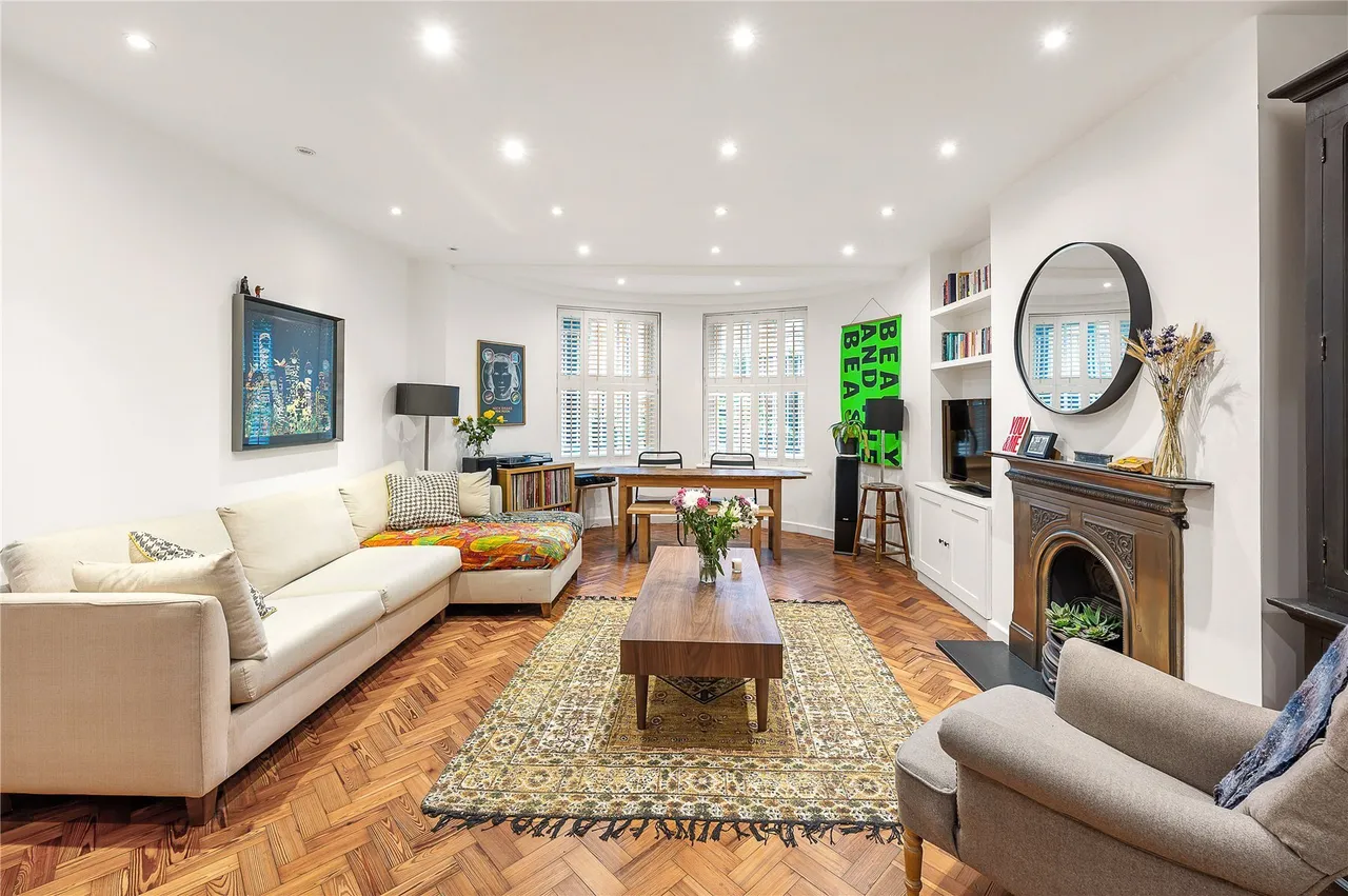 2 bed flat for sale — Gloucester Avenue, Primrose Hill, London, NW1