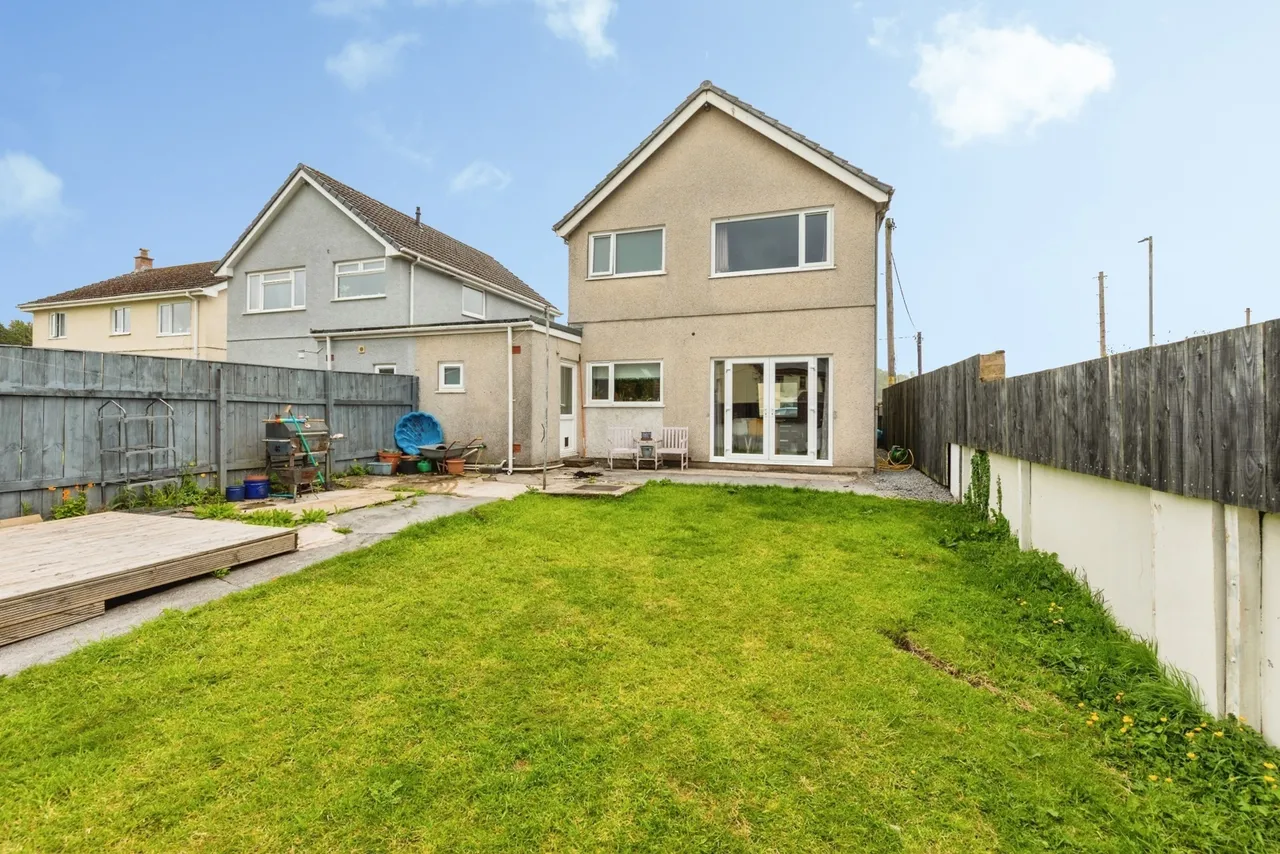 Abergwili Road, Carmarthen, SA31, photo 21