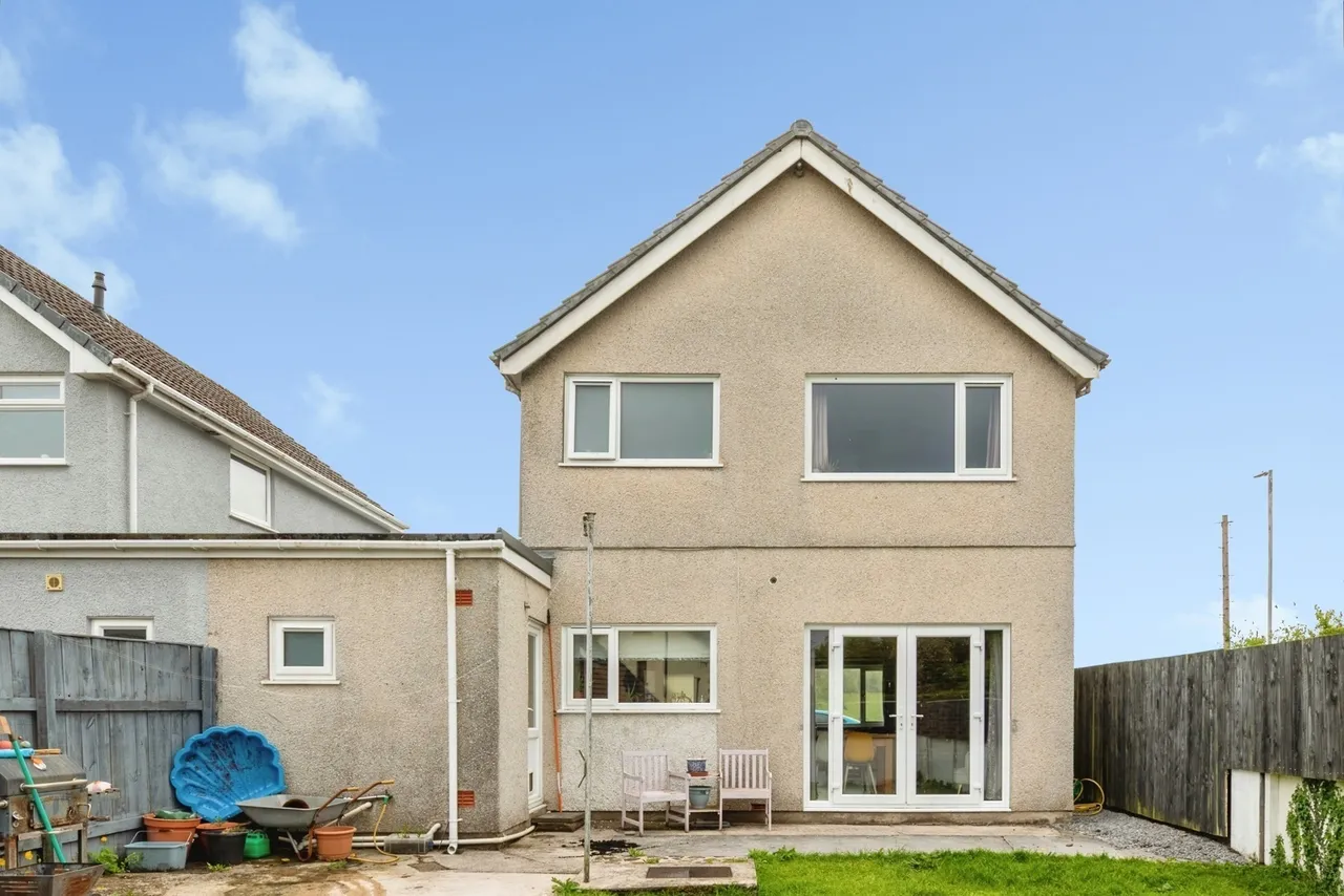 Abergwili Road, Carmarthen, SA31, photo 22