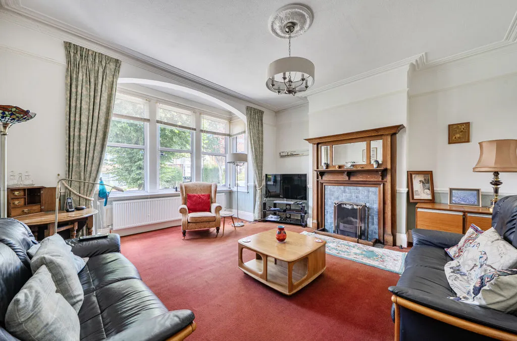 Purley Knoll, Purley CR8 3AF, photo 4
