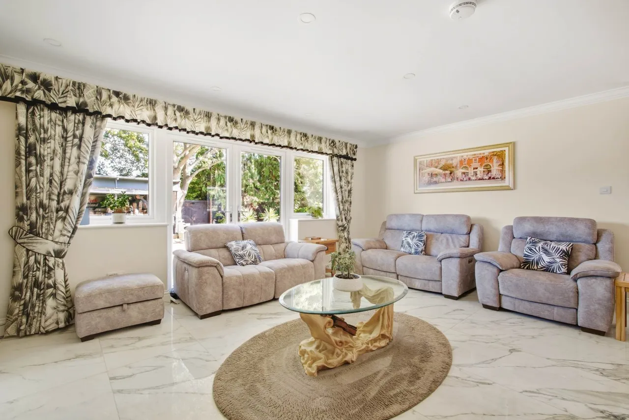 Barnett Way, Bierton, photo 18