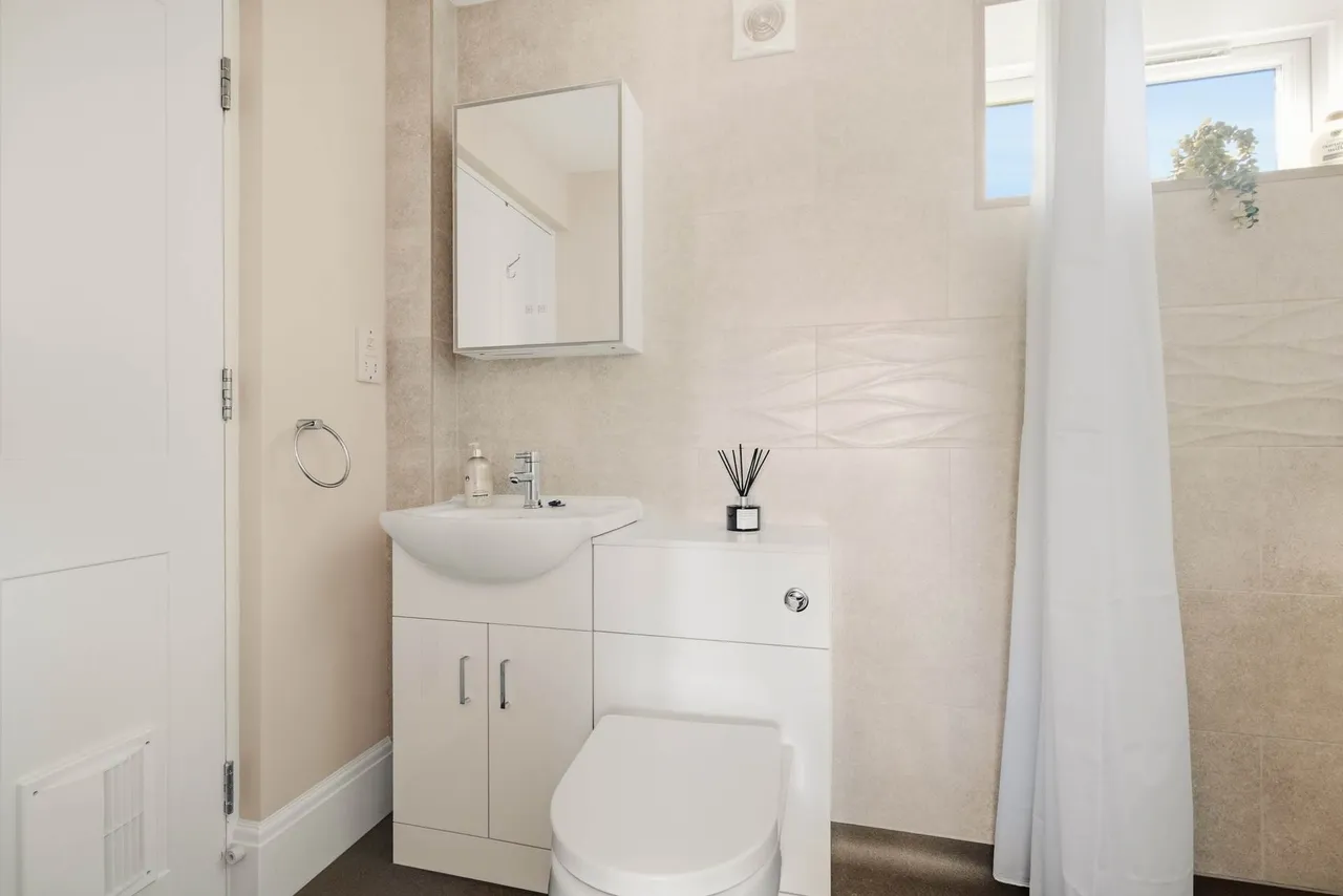 Barnett Way, Bierton, photo 37