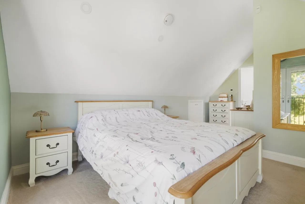 Barnett Way, Bierton, photo 27