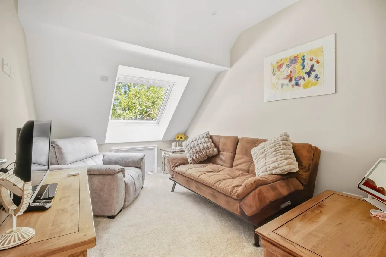 Barnett Way, Bierton, photo 30