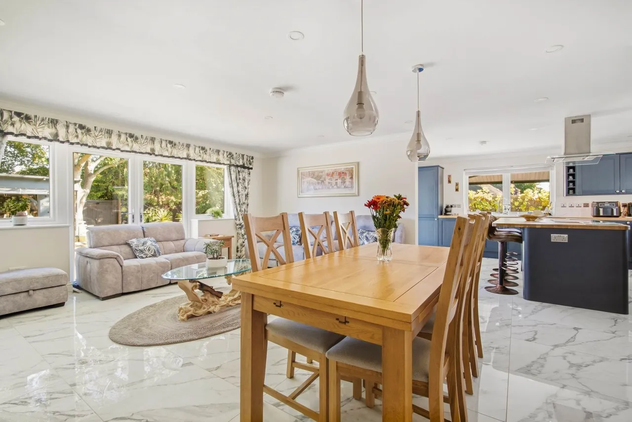 Barnett Way, Bierton, photo 17