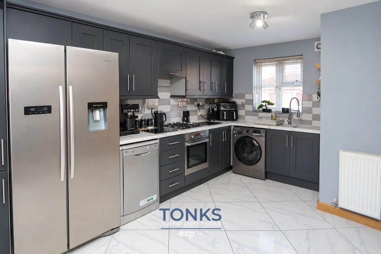 Century Way, Halesowen, B63, photo 5