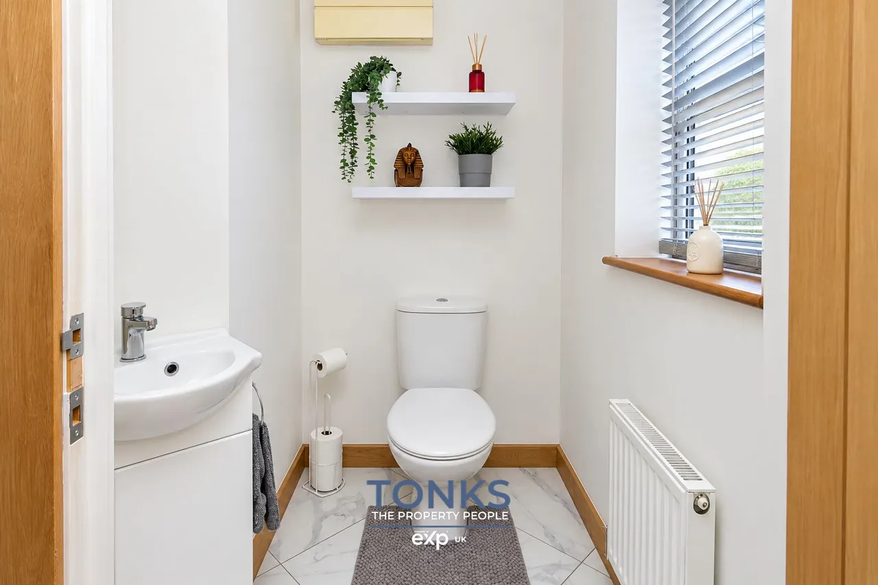 Century Way, Halesowen, B63, photo 8