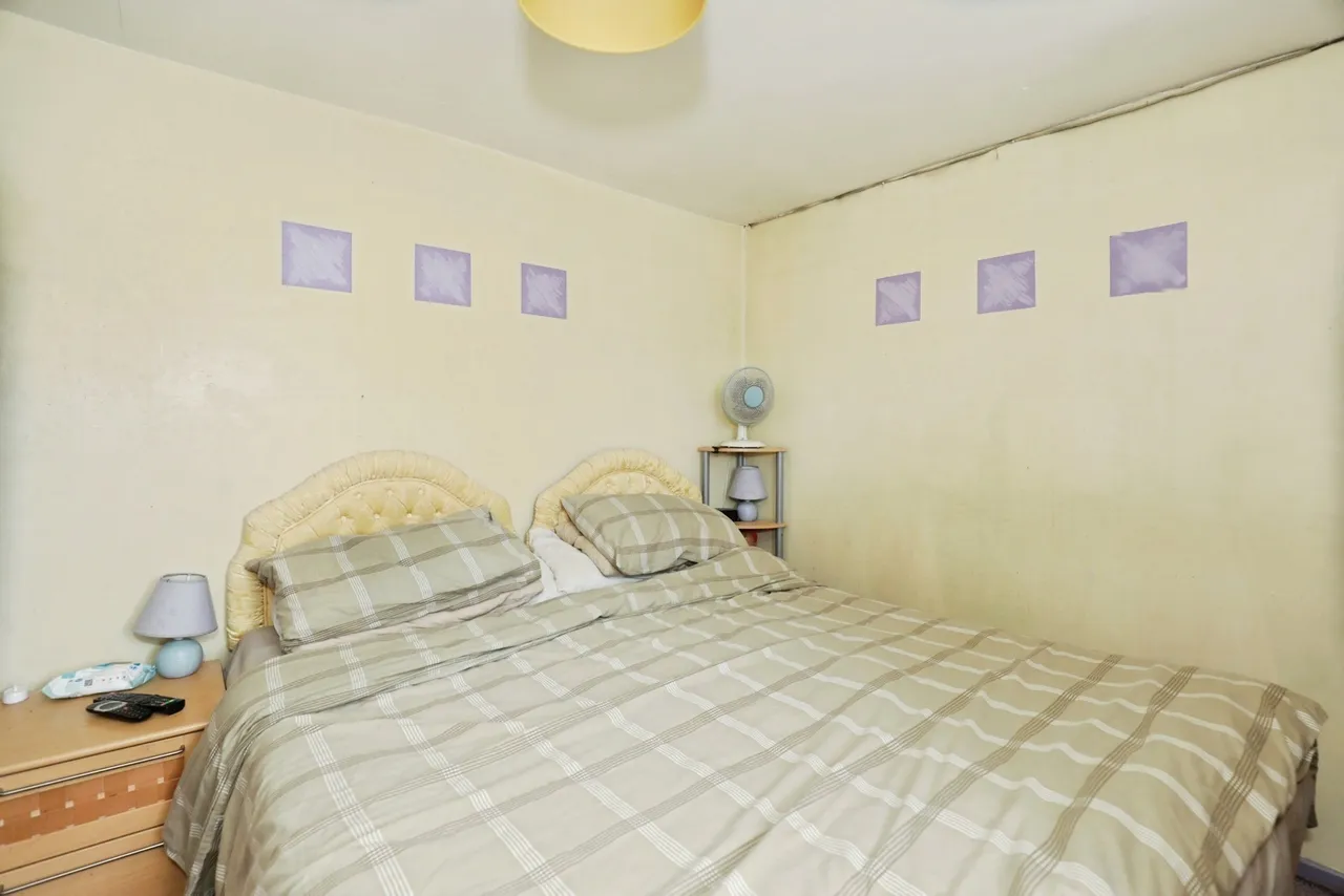 Halton Drive, CREWE, Cheshire, CW2, photo 8