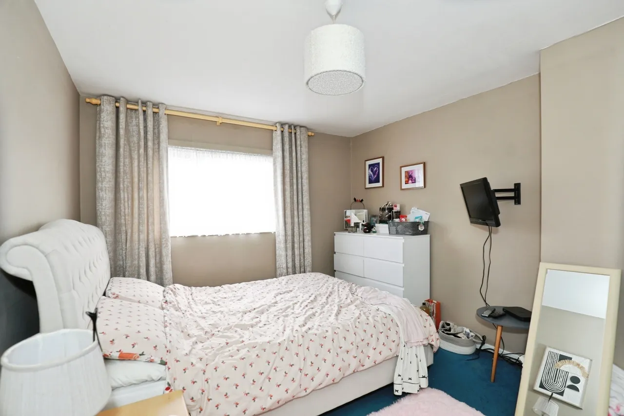Halton Drive, CREWE, Cheshire, CW2, photo 10