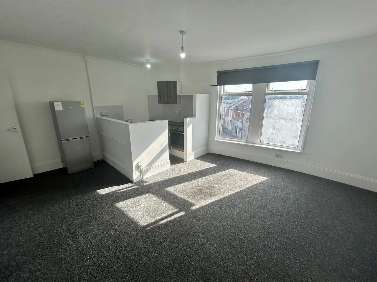 1 bed flat to rent, Fawcett Road, Southsea, PO4