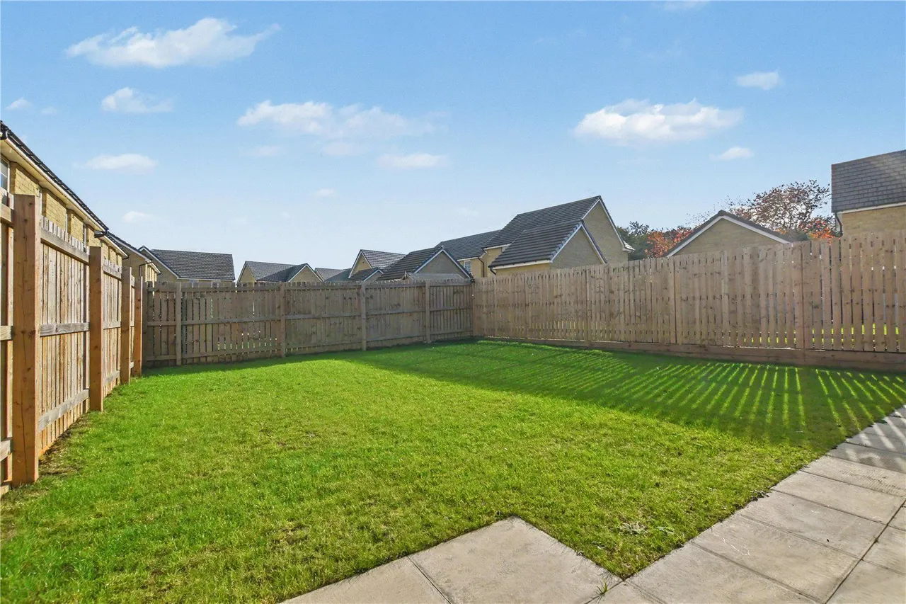 Churchyard Drive, East Ardsley, WF3, photo 23