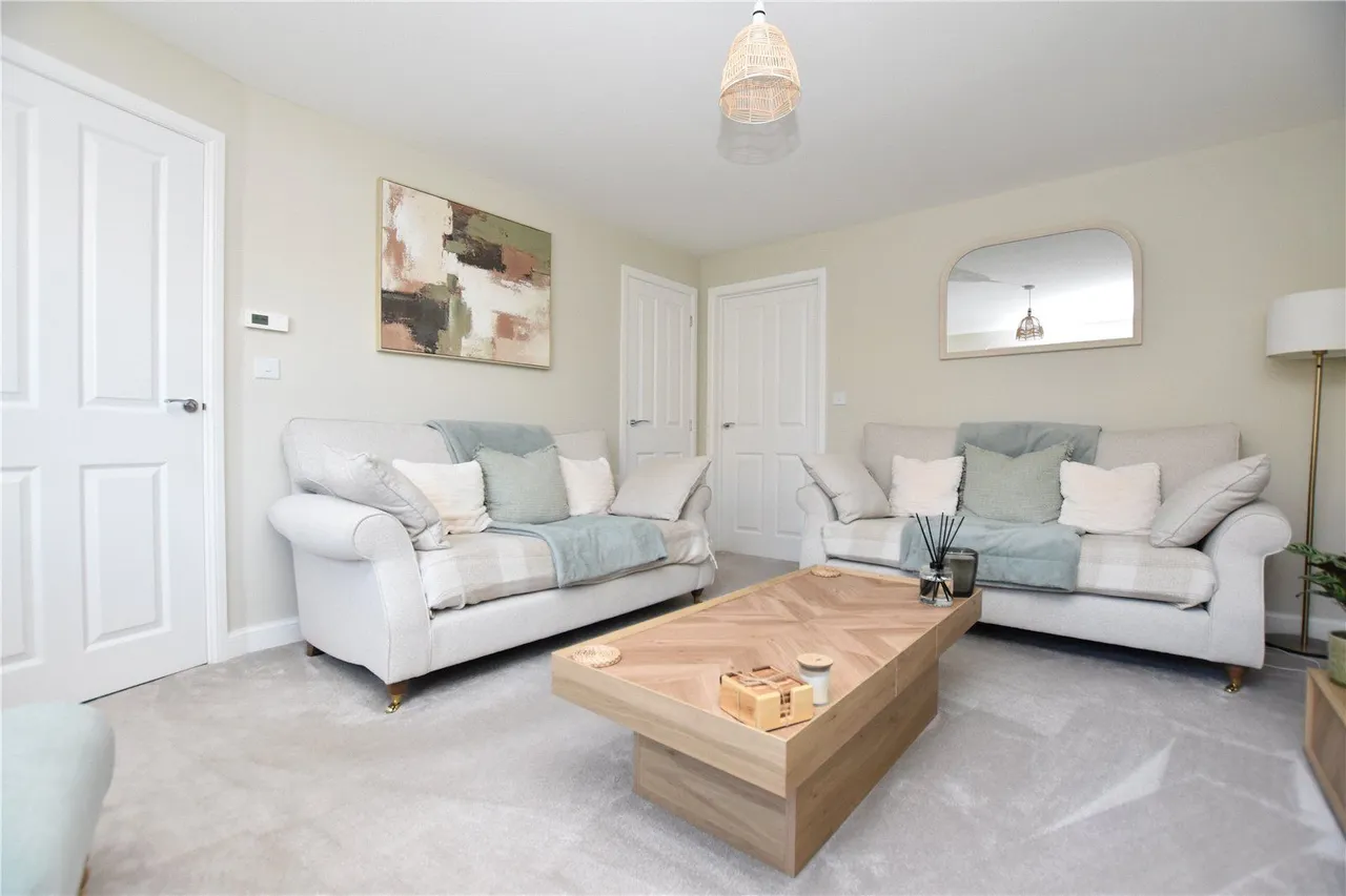 Churchyard Drive, East Ardsley, WF3, photo 11