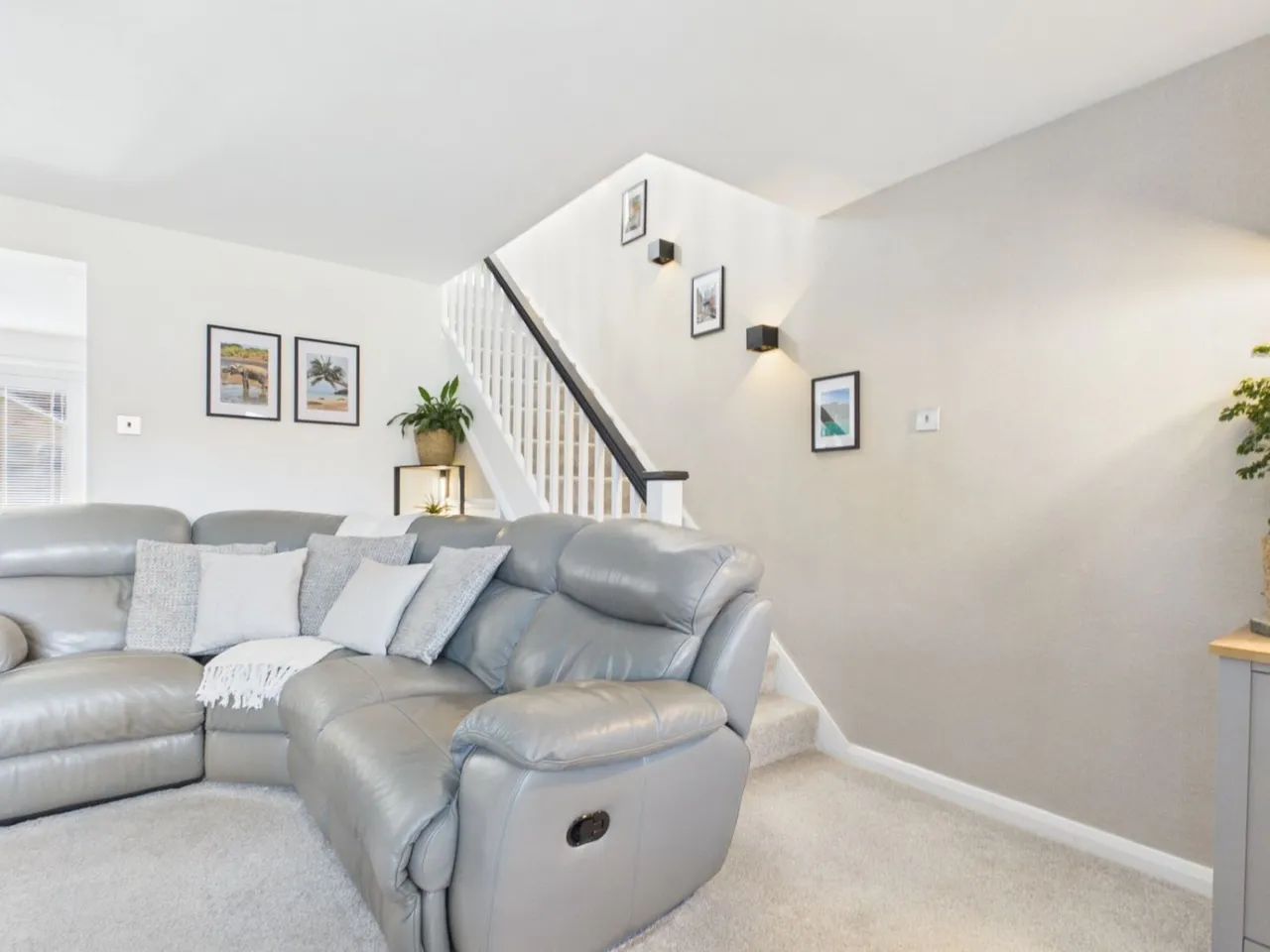 Churchfields, Audenshaw, M34, photo 4