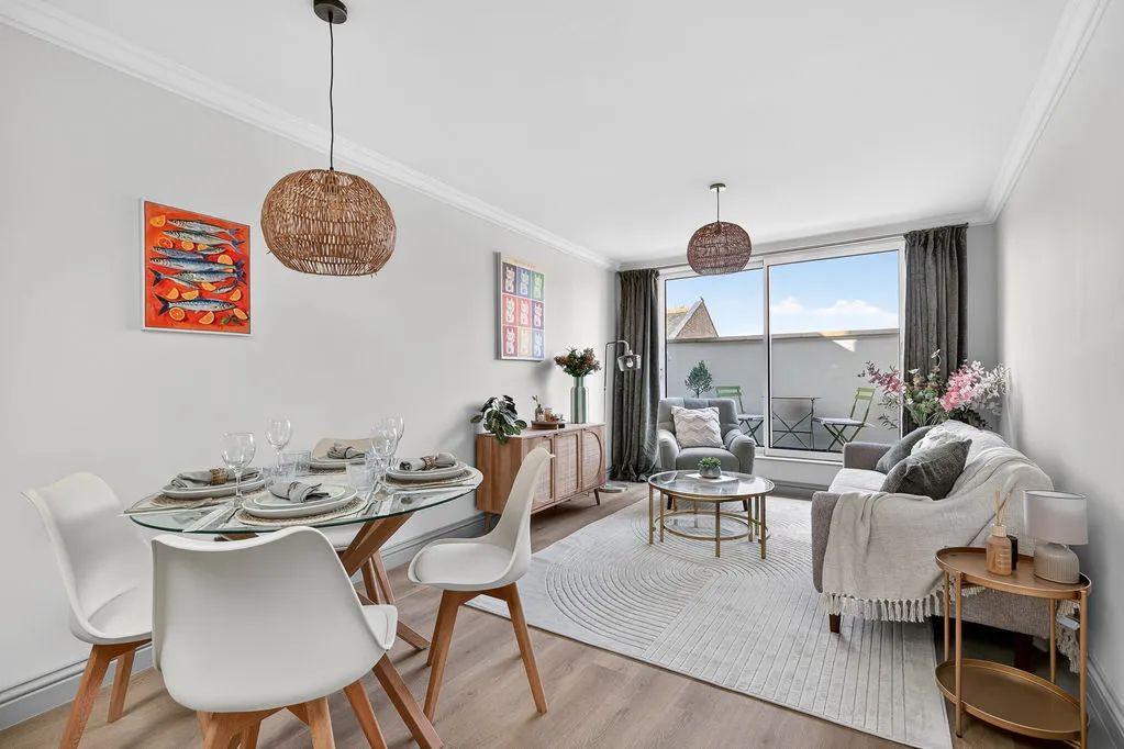 Guildford Street, Chertsey KT16 9AH, photo 4
