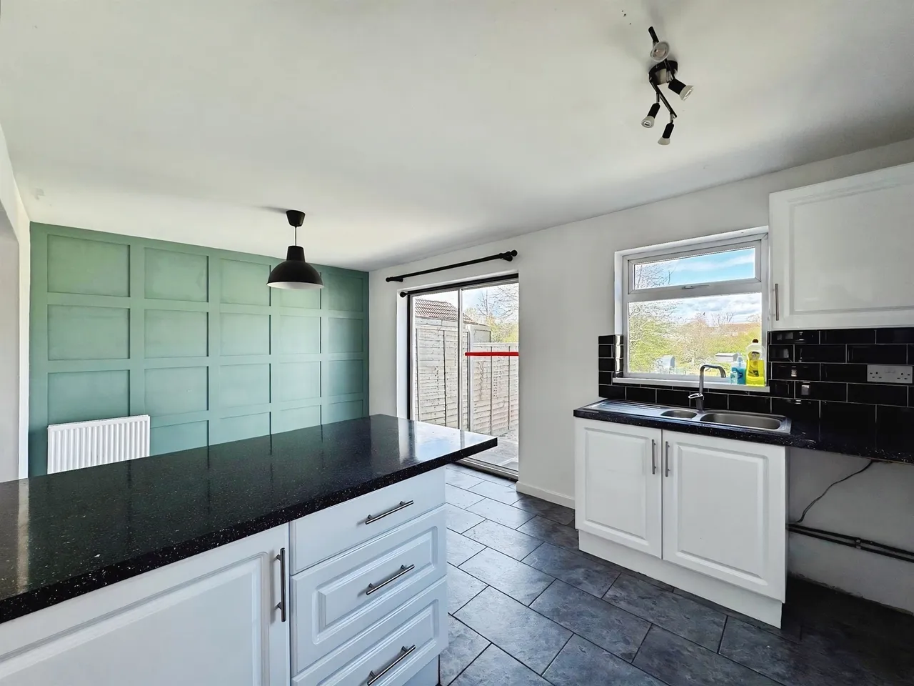 Churchward Avenue, Swindon, photo 4