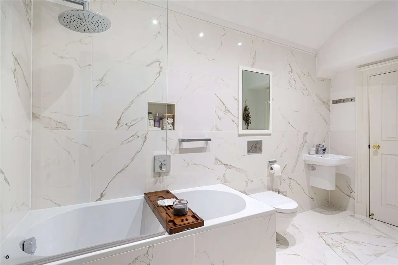 St. Leonards Place, York, North Yorkshire, YO1 7HF, photo 9