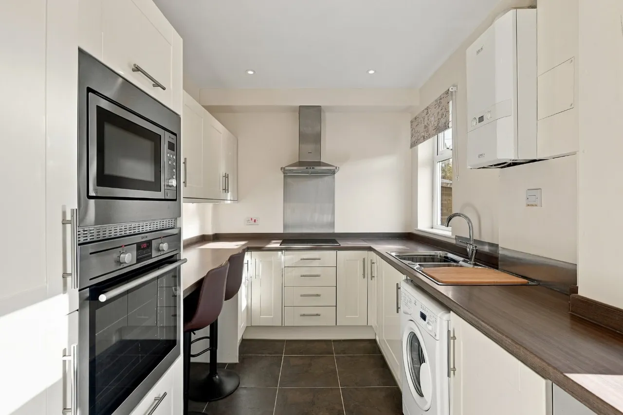 Alcuin Avenue, York, YO10, photo 4