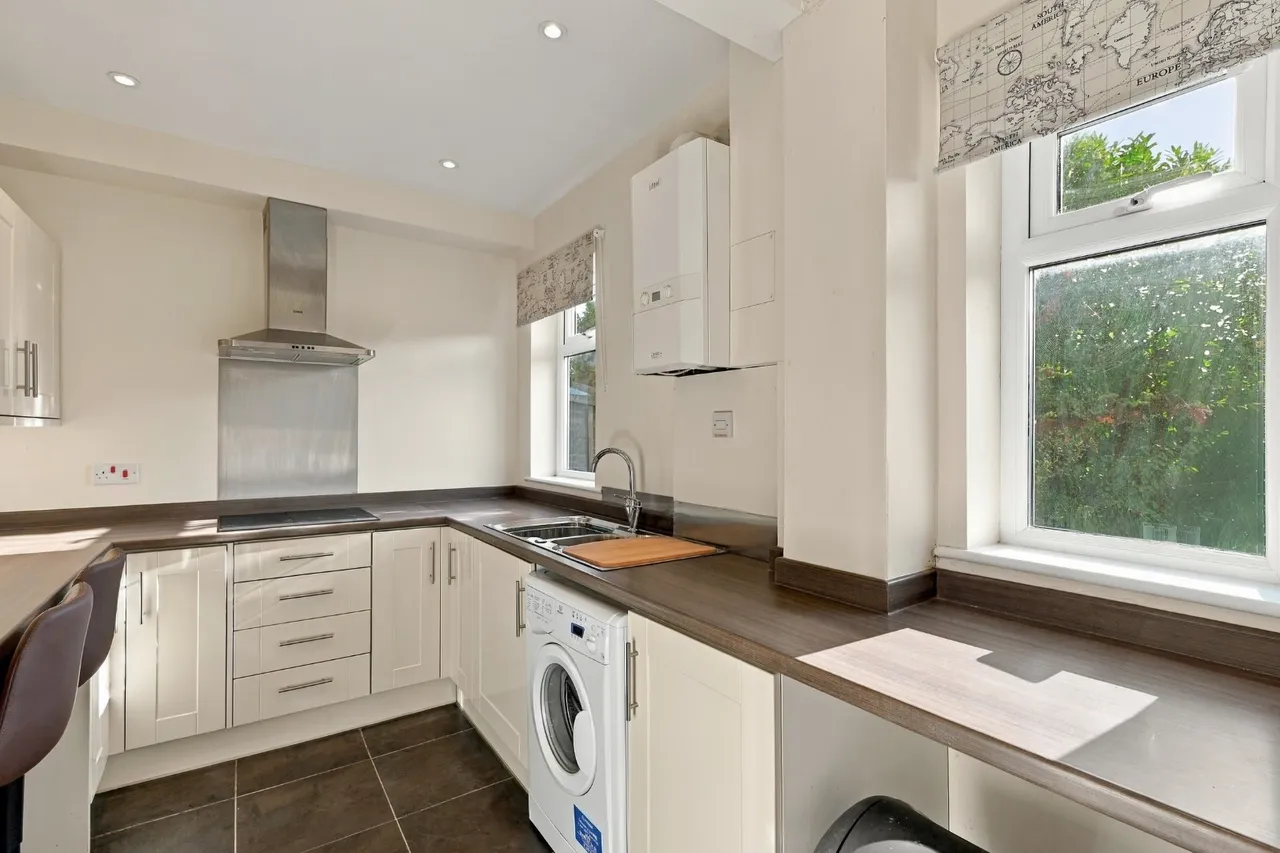 Alcuin Avenue, York, YO10, photo 3