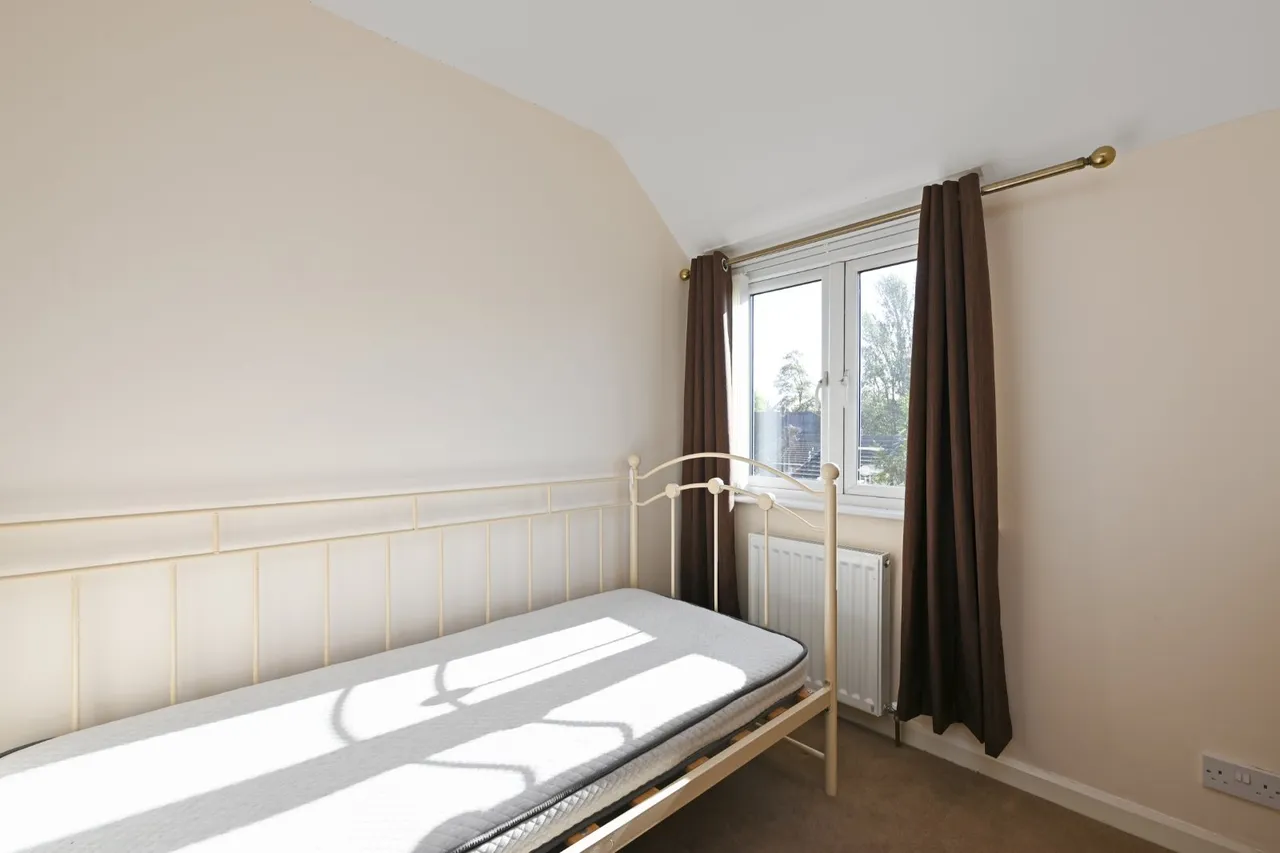 Alcuin Avenue, York, YO10, photo 8