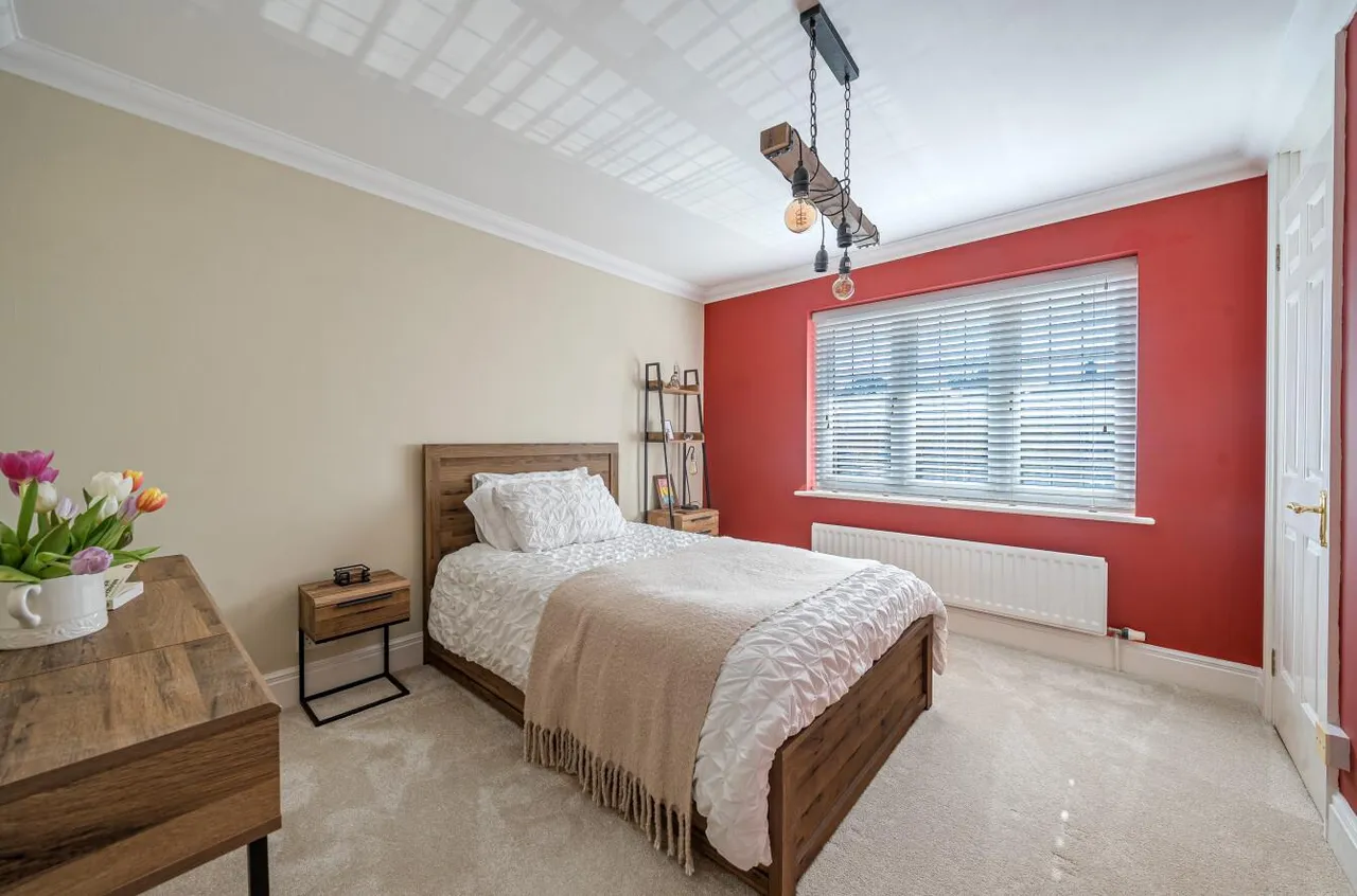 Desirable Village Location, The Orchard, photo 23