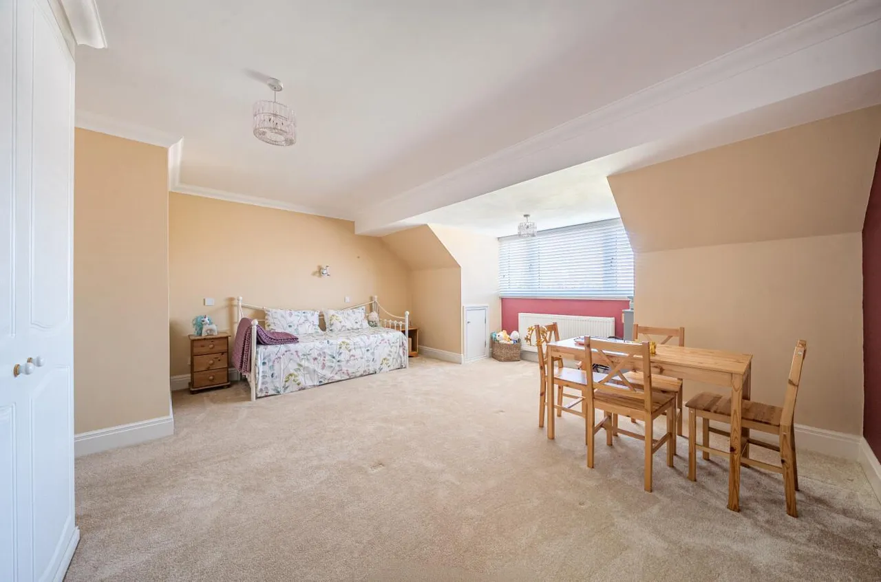 Desirable Village Location, The Orchard, photo 24