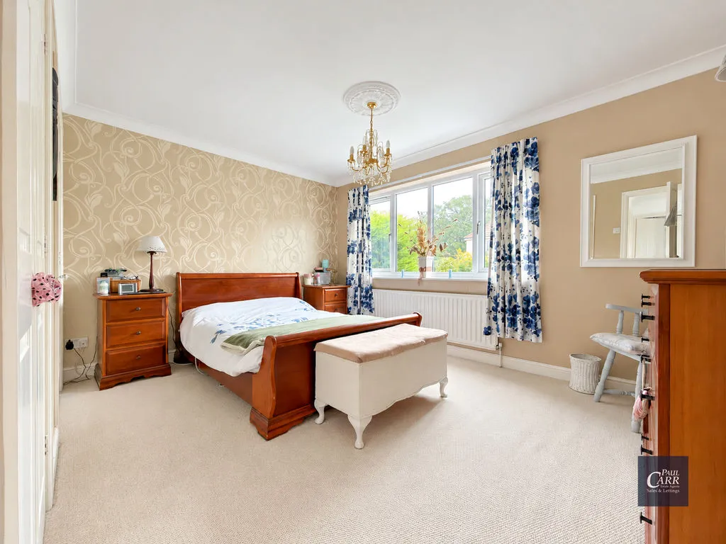 Carlton Croft, Streetly, B74, photo 18